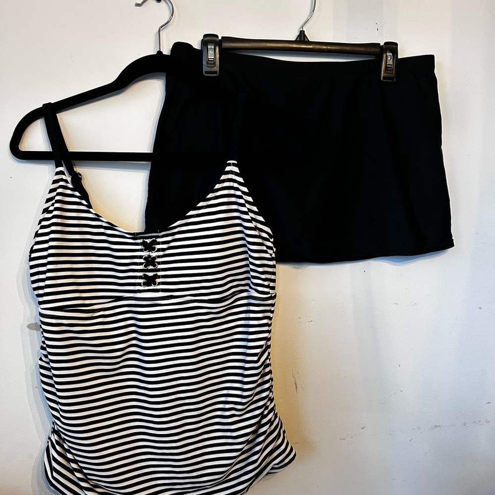 Target Black and White Striped Bikini Sz XL